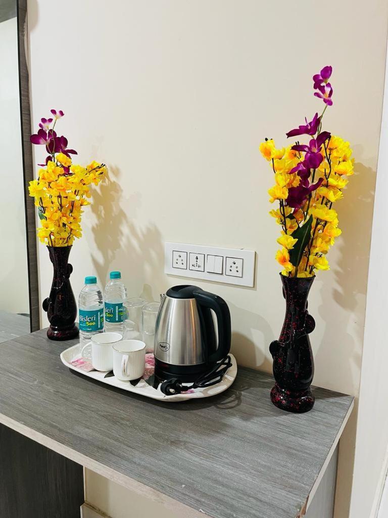 Hotel Blue Petals Shamshabad Zewnętrze zdjęcie